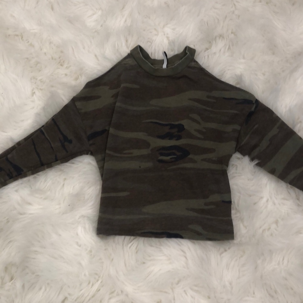 Camouflage long sleeve shirt